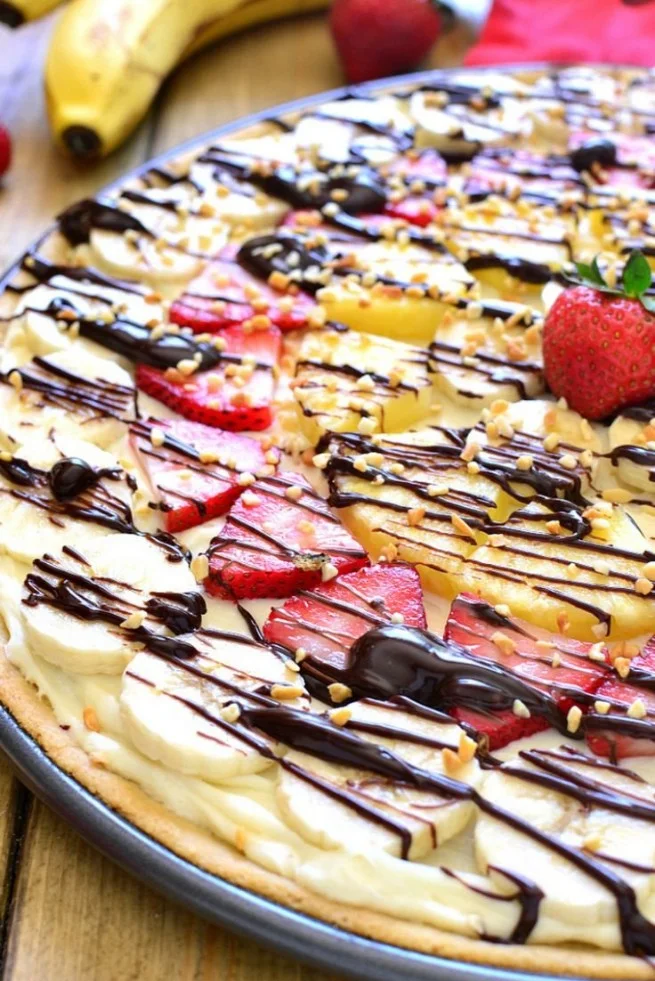 Banana Split Fruit Pizza